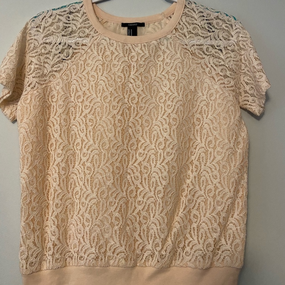 Forever 21 lace top - never worn
